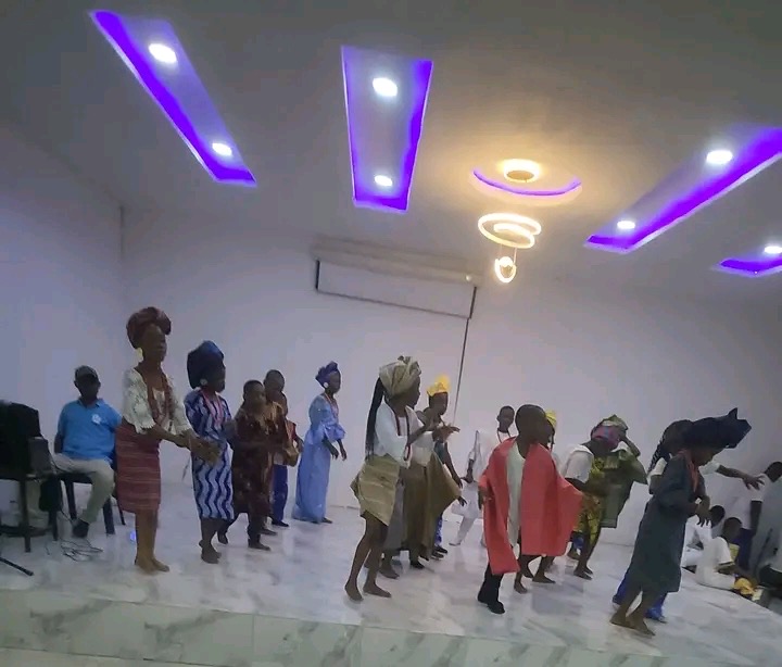 Traditional dance on the Silver Spring school stage